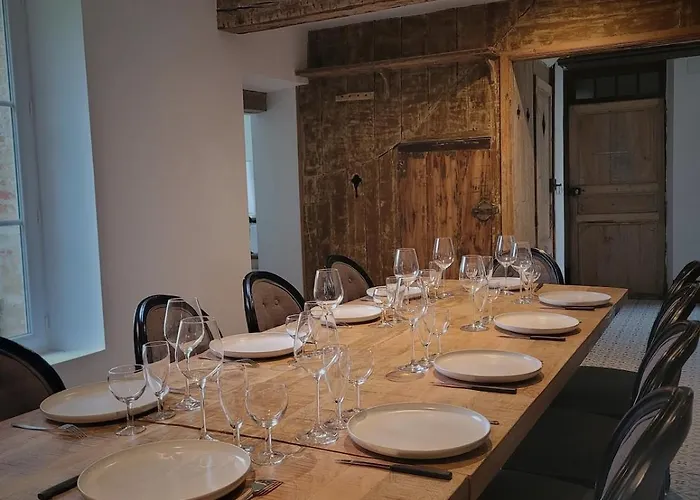 Chateau De Charme Avec Parc Arbore Вилла